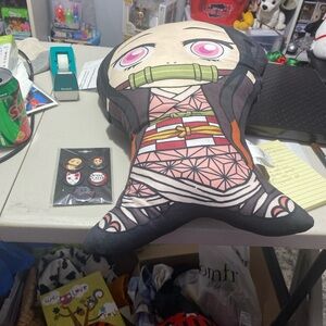 Demon Slayer Nezuko Kamado 2-Sided Pillow Plush 2021 Anime Cartoon &set of pins